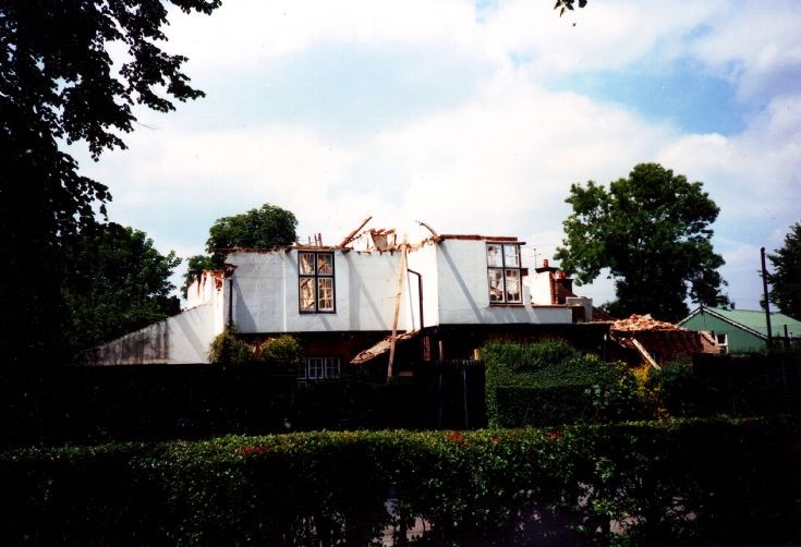 Avenue Road, Banstead
