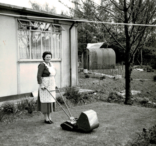 Mowing the lawn in Hillside Close
