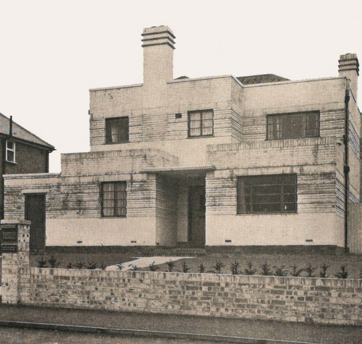 Modernist house/surgery in Banstead